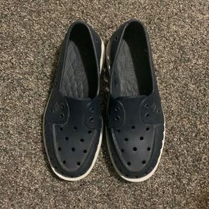 Sperry float boat shoes